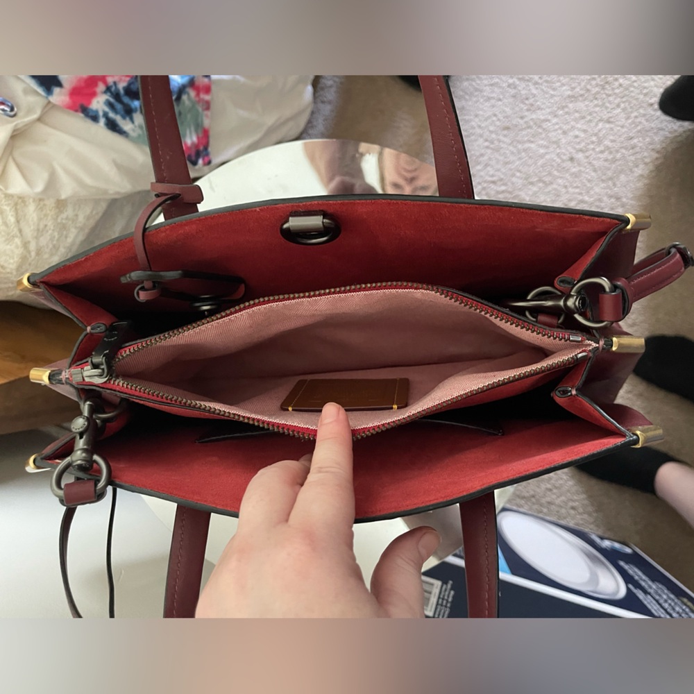 NWT Burgundy Coach Glovetanned Leather Cooper Carryall Tote - Picture 7 of 8